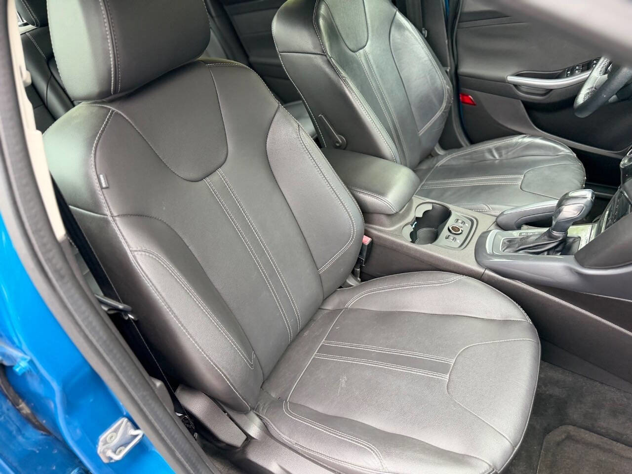 Used 2013 Ford Focus Titanium FWD image 13