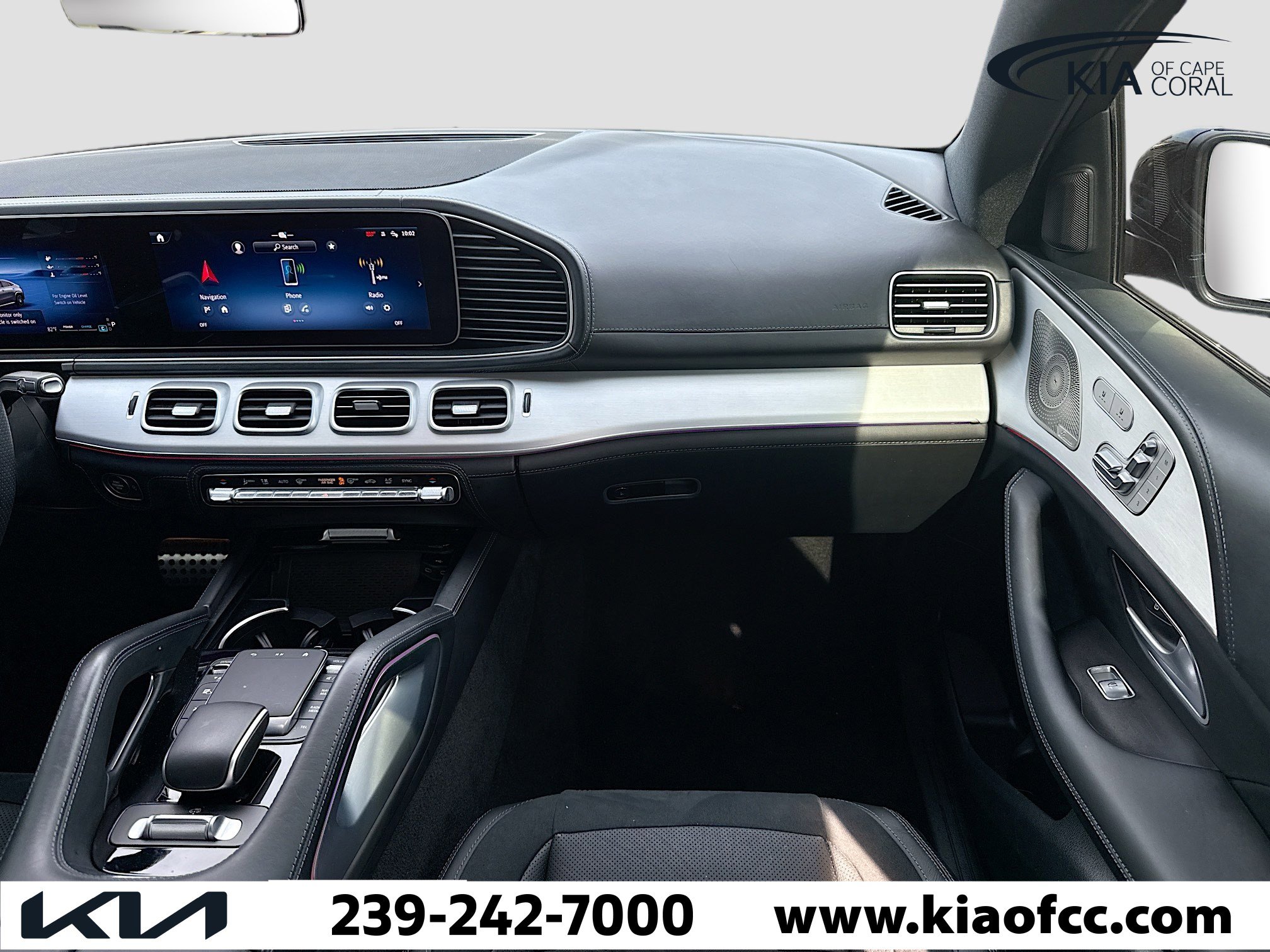 Used 2024 Mercedes-Benz GLE 53 AMG 4MATIC Coupe w/ AMG Night Package image 18