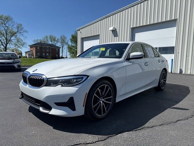 Used 2020 BMW 330i xDrive Sedan w/ Convenience Package AWD/4WD image 3