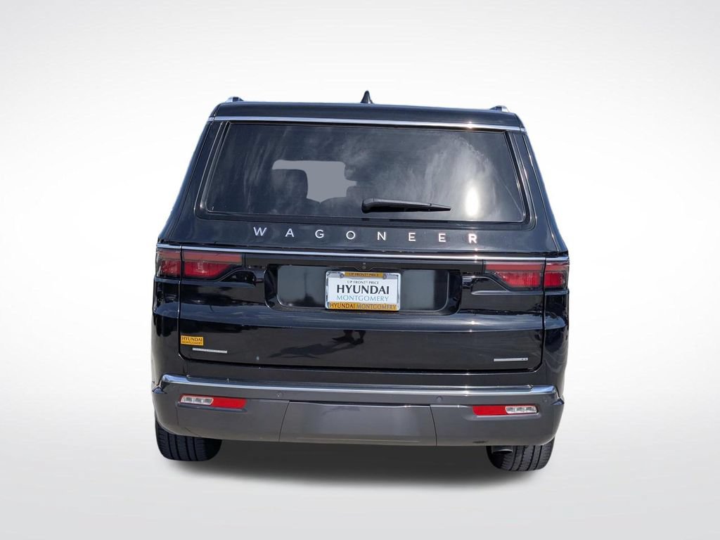 Used 2022 Jeep Wagoneer Series III w/ Convenience Group I AWD/4WD image 9