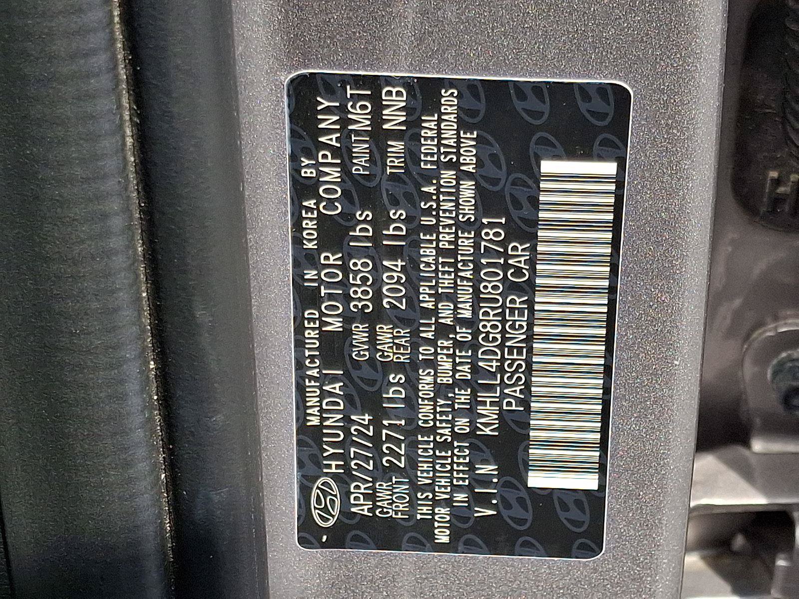Certified 2024 Hyundai Elantra SE FWD image 23