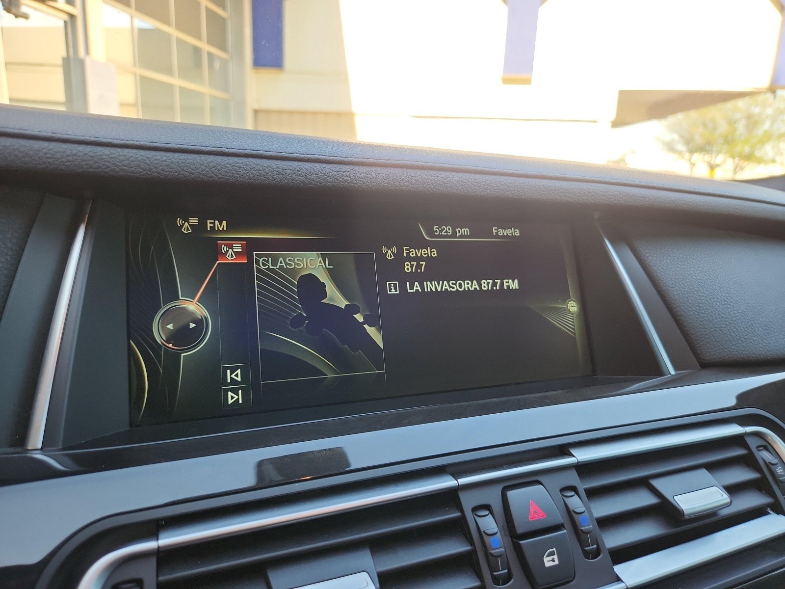 Used 2014 BMW 740Li xDrive AWD/4WD image 23