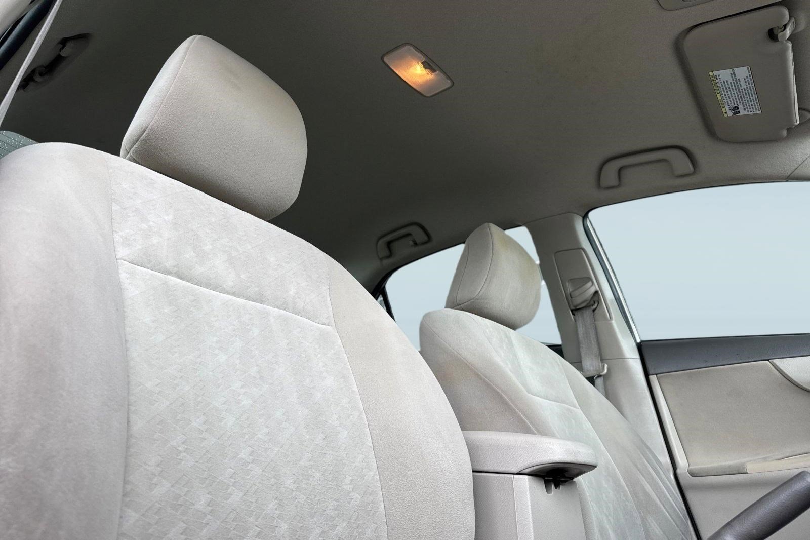 Used 2009 Toyota Corolla LE FWD image 25