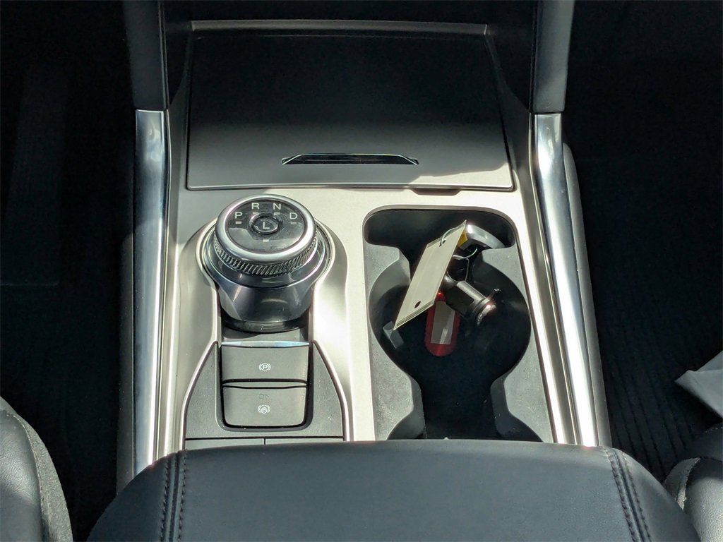 Used 2022 Ford Explorer Platinum w/ Equipment Group 601A image 16