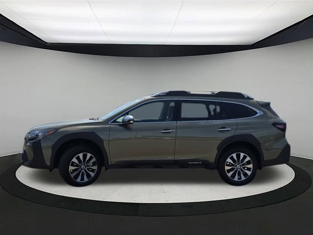 New 2025 Subaru Outback Touring image 4