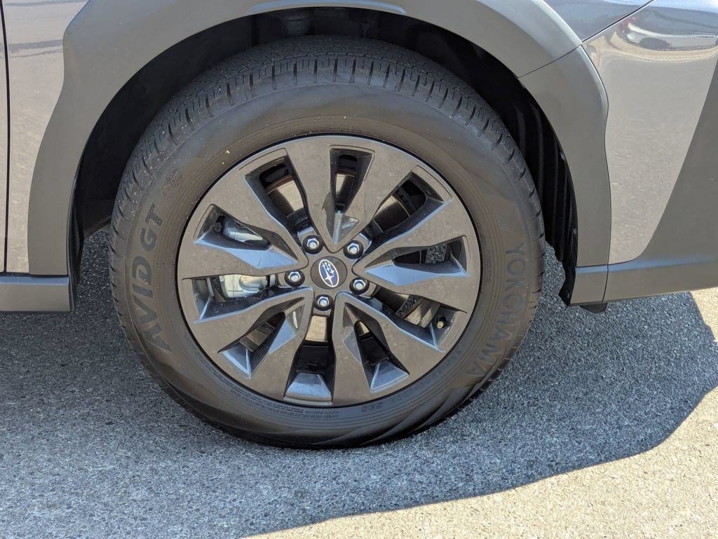 Used 2025 Subaru Outback Onyx Edition AWD/4WD image 13