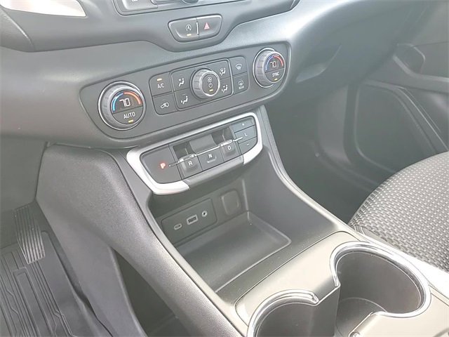 Used 2022 GMC Terrain SLE w/ Driver Convenience Package image 20