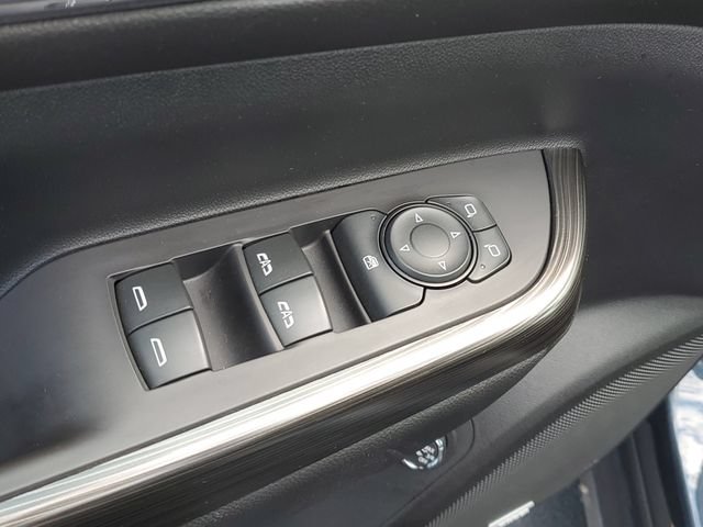 Certified 2020 GMC Acadia SLT w/ LPO, Floor Liner Package AWD/4WD image 18