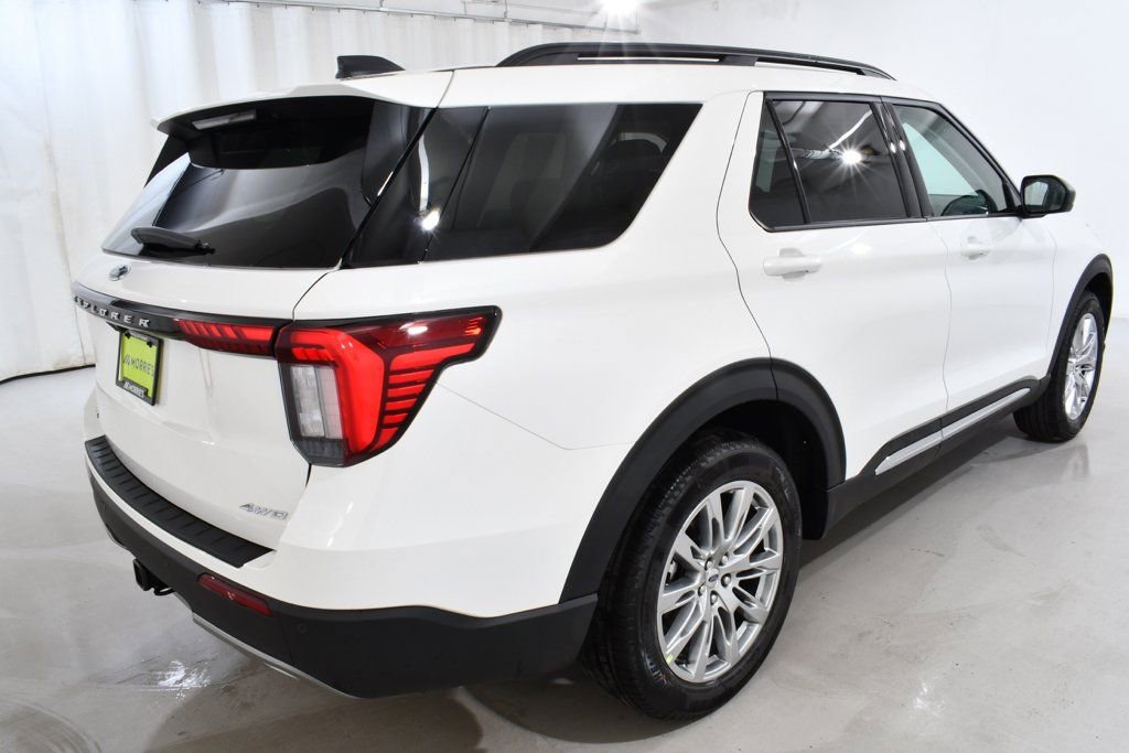 New 2025 Ford Explorer Active w/ Active Comfort Package image 11