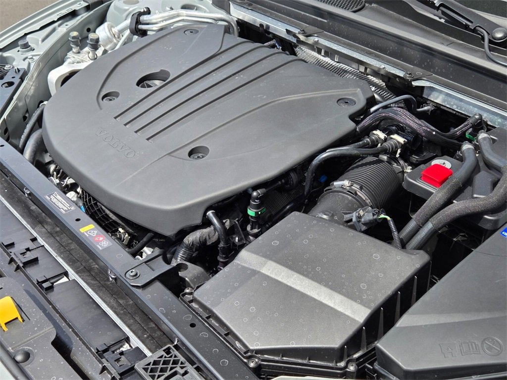 New 2026 Volvo V60 B5 Cross Country Ultra w/ Climate Package image 20