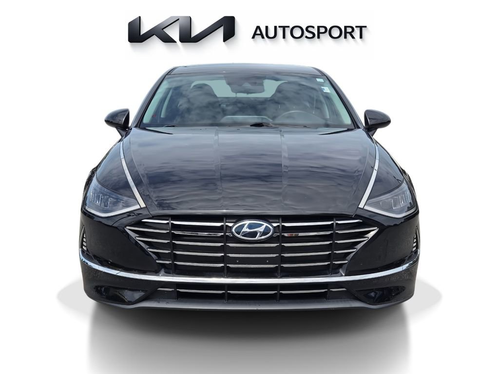 Used 2021 Hyundai Sonata SE FWD image 2