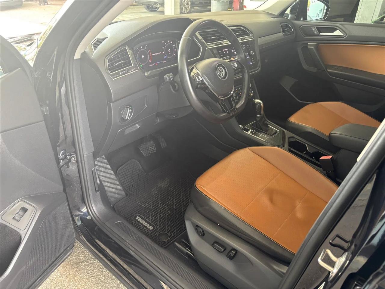 Used 2019 Volkswagen Tiguan SEL FWD image 9