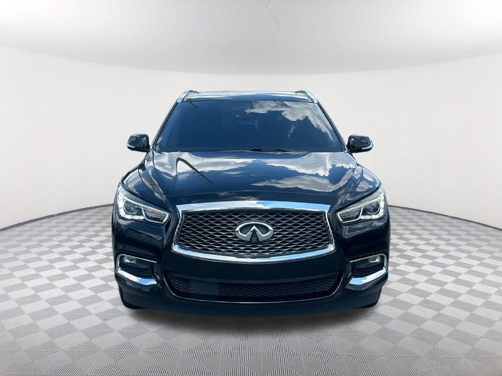 Used 2020 INFINITI QX60 Luxe w/ Essential Package FWD image 2
