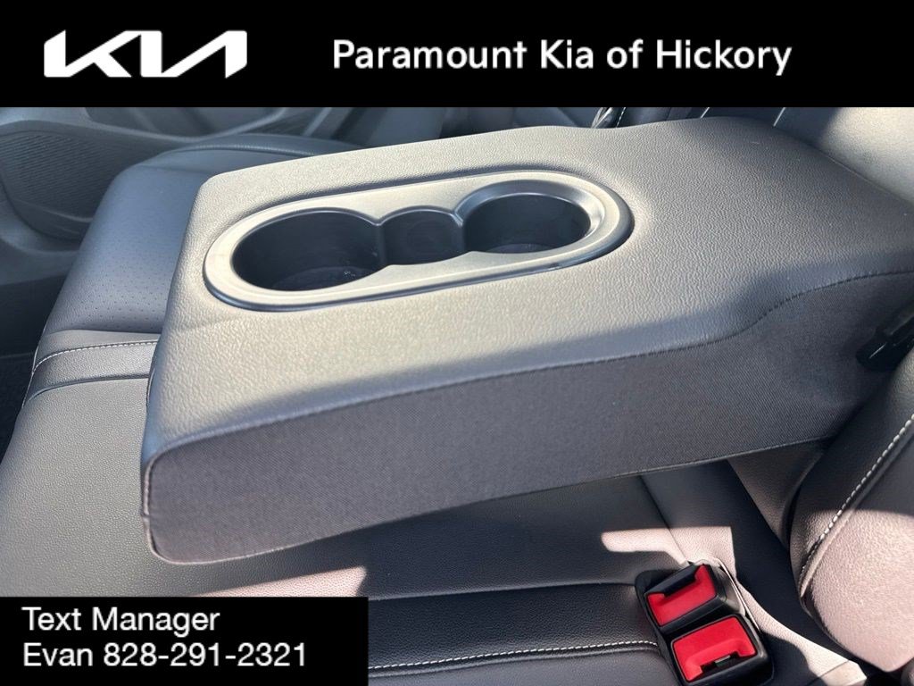 Used 2023 Volkswagen Jetta SE FWD image 14