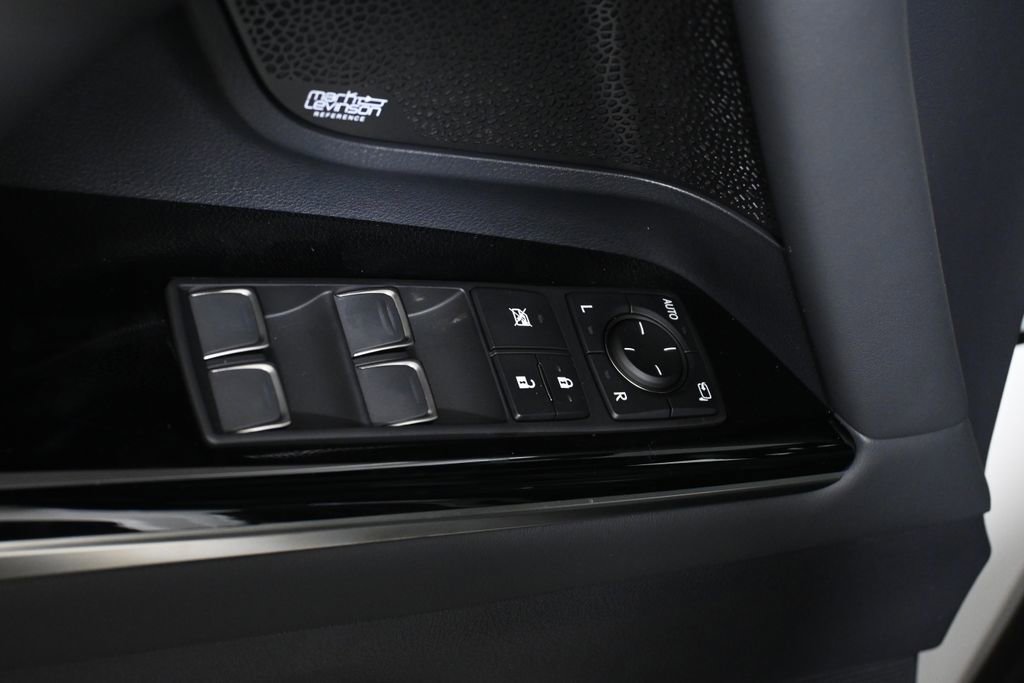 New 2026 Lexus LX 600 4WD w/ Accessory Package (2T) image 31