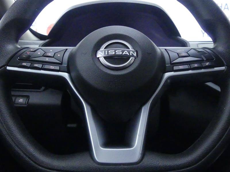 Used 2025 Nissan Altima 2.5 SV FWD image 16