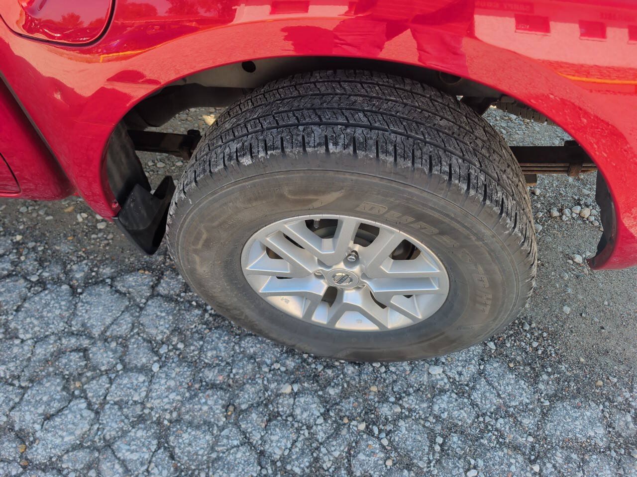 Used 2014 Nissan Frontier SV AWD/4WD image 11