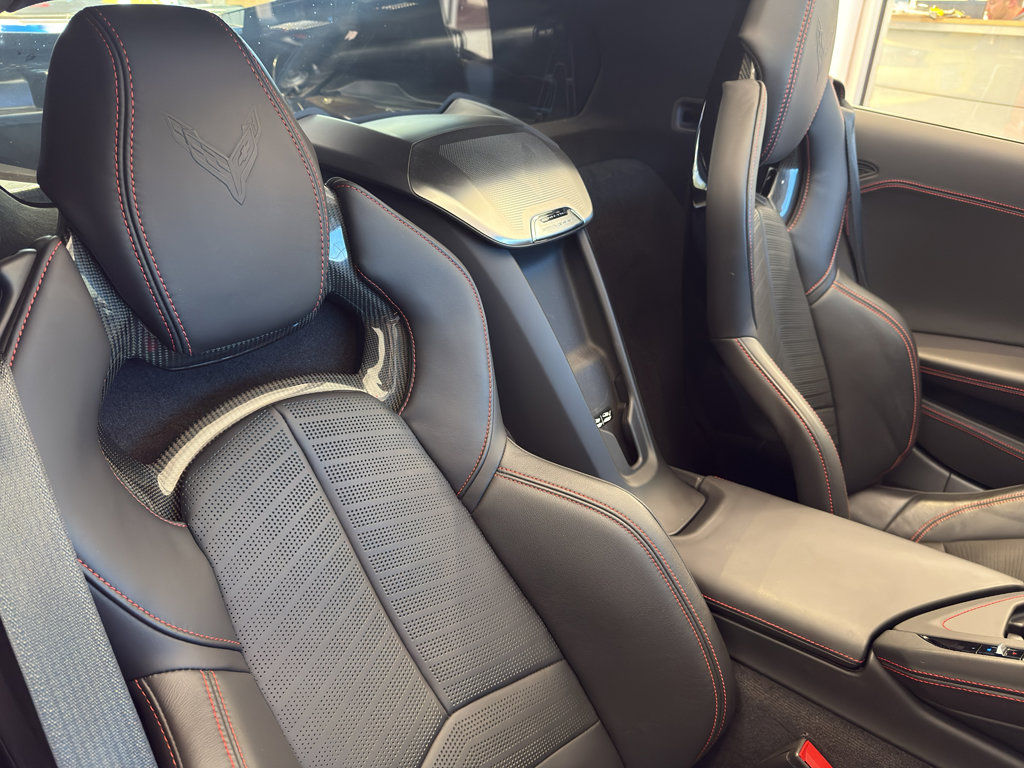 Used 2020 Chevrolet Corvette Stingray Premium Cpe w/ 3LT Preferred Equipment Group image 25