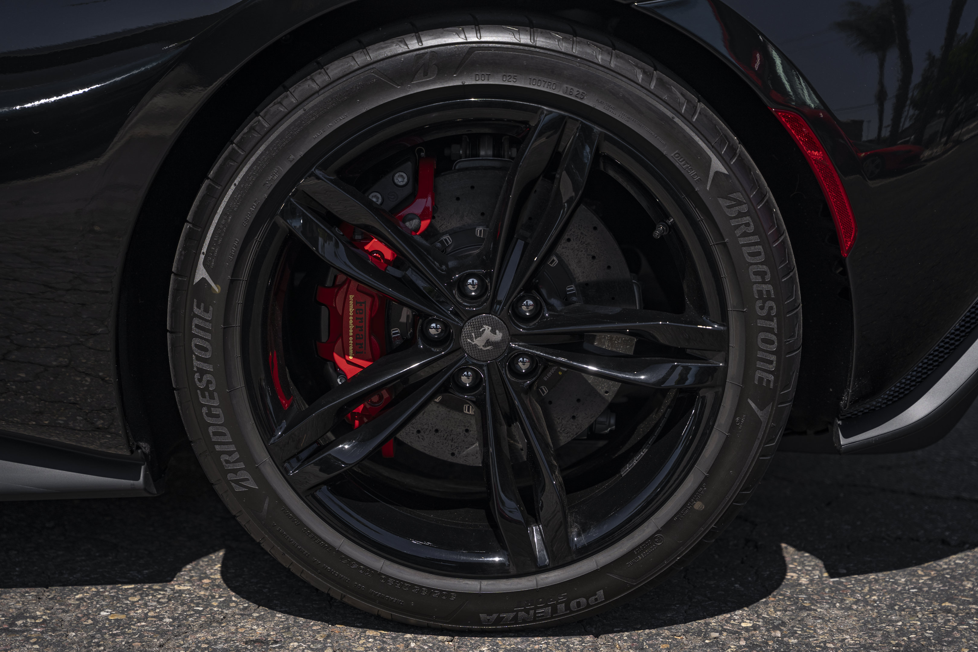 Used 2026 Ferrari 296 GTS RWD image 17