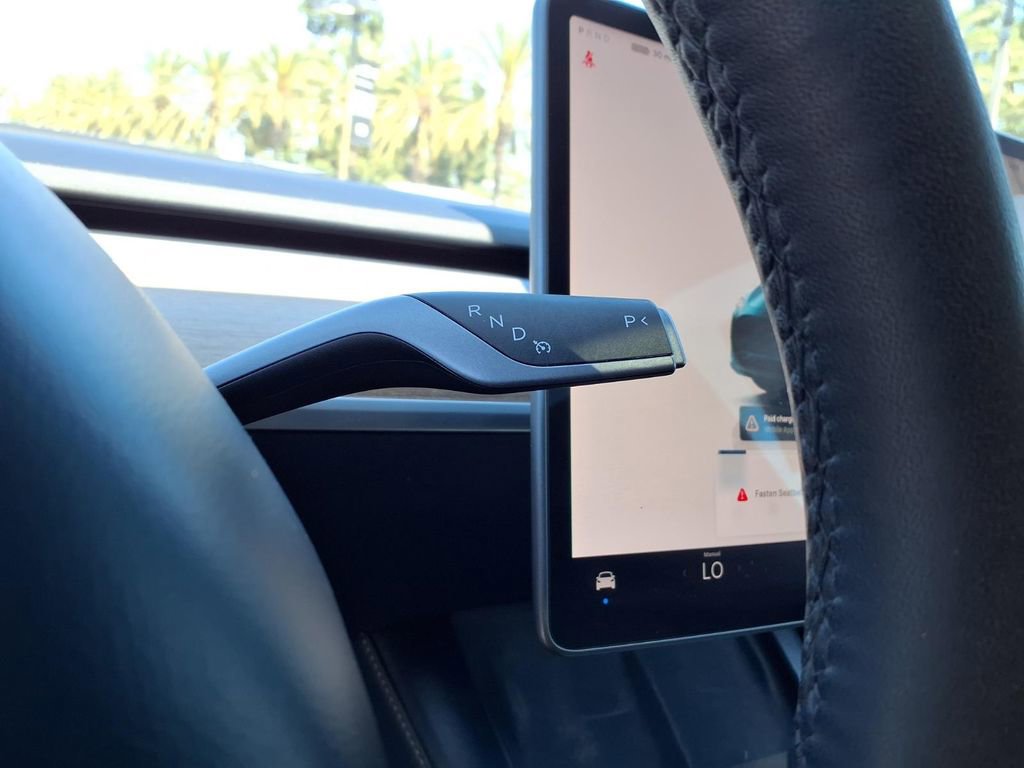 Used 2022 Tesla Model Y Performance image 17