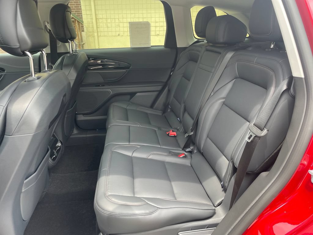 New 2026 Lincoln Nautilus Premier AWD/4WD image 13