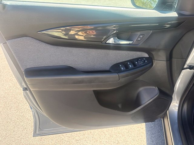 Used 2025 Chevrolet TrailBlazer LT FWD image 13