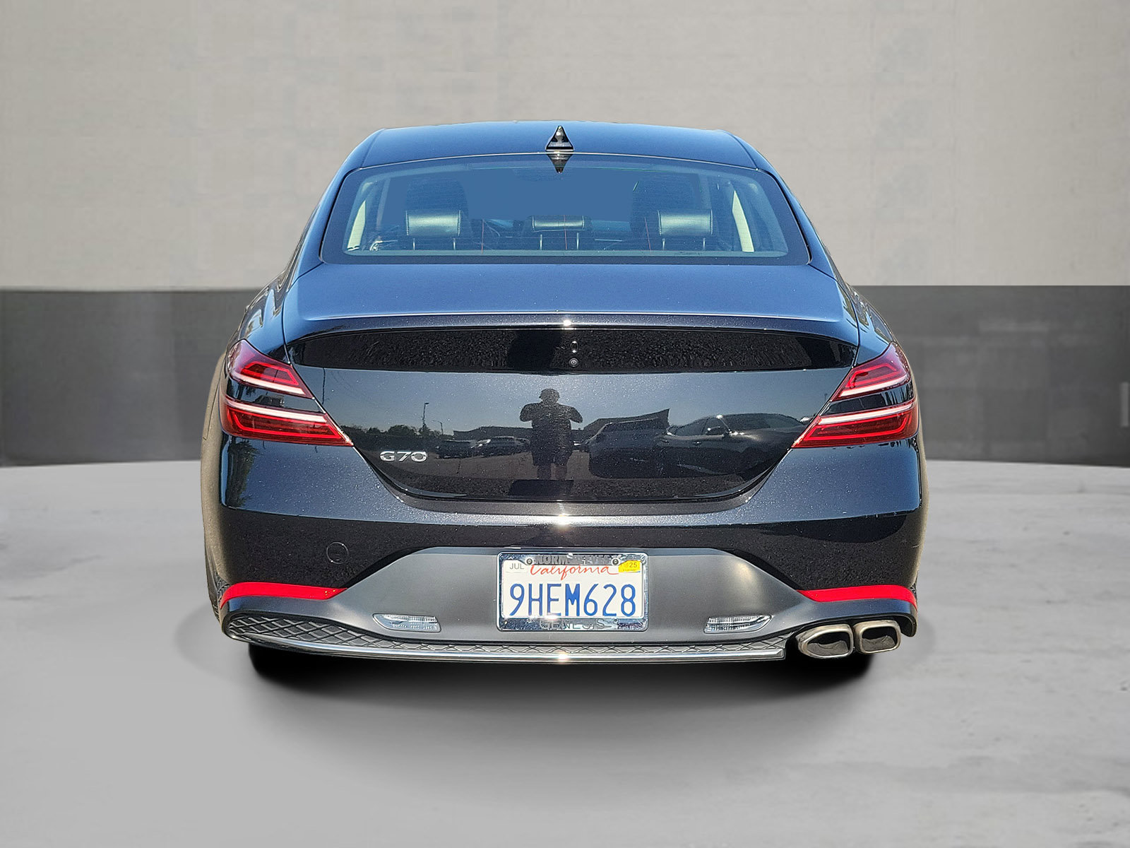 Certified 2023 Genesis G70 2.0T RWD image 4