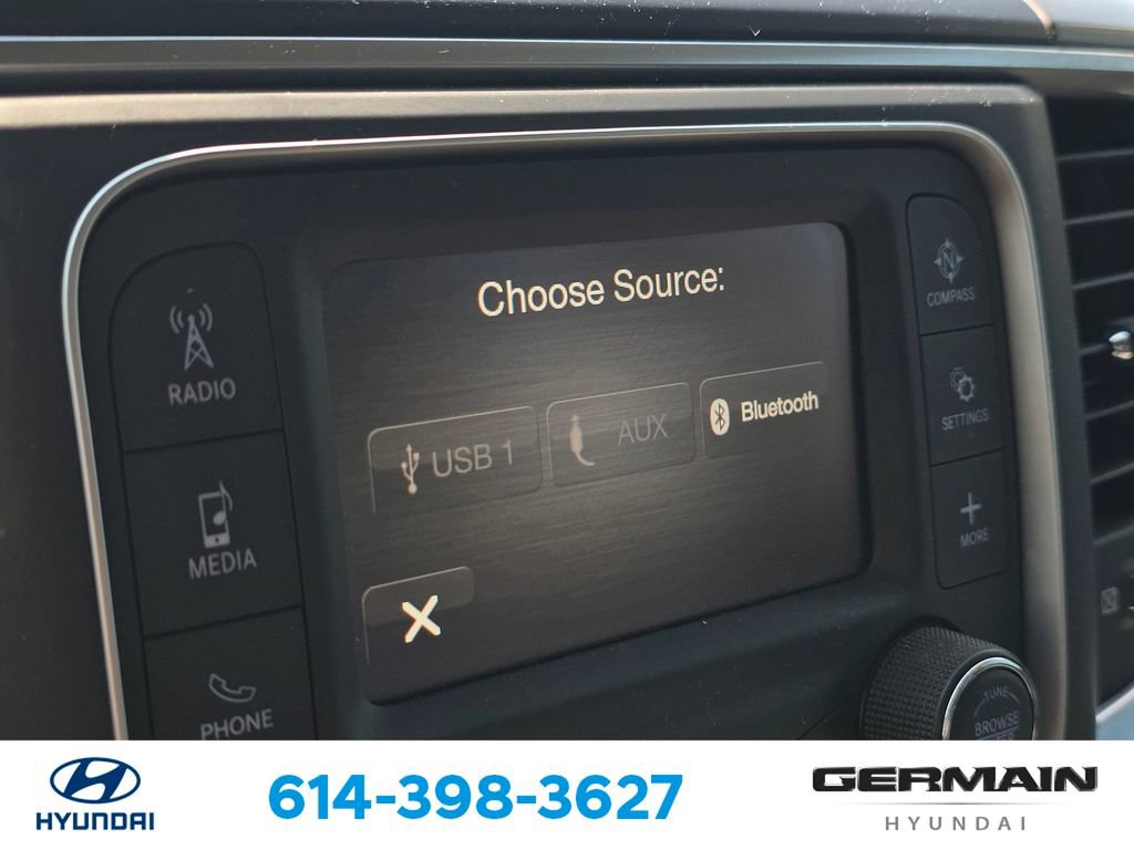 Used 2024 RAM 1500 Classic SLT AWD/4WD image 28