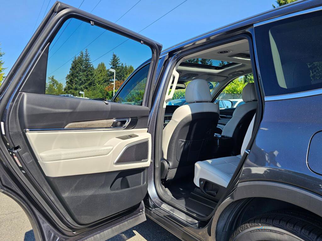 Used 2020 Kia Telluride EX AWD/4WD image 18