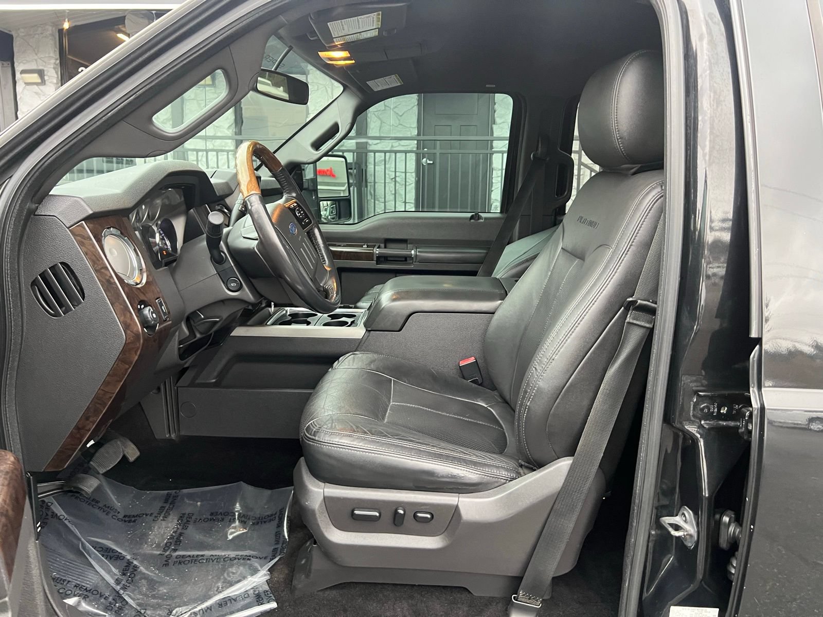 Used 2014 Ford F250 Platinum AWD/4WD image 23