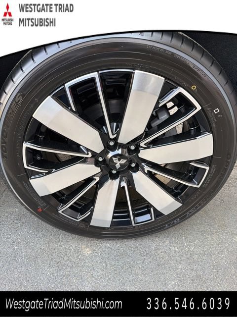 New 2026 Mitsubishi Outlander SEL FWD image 22