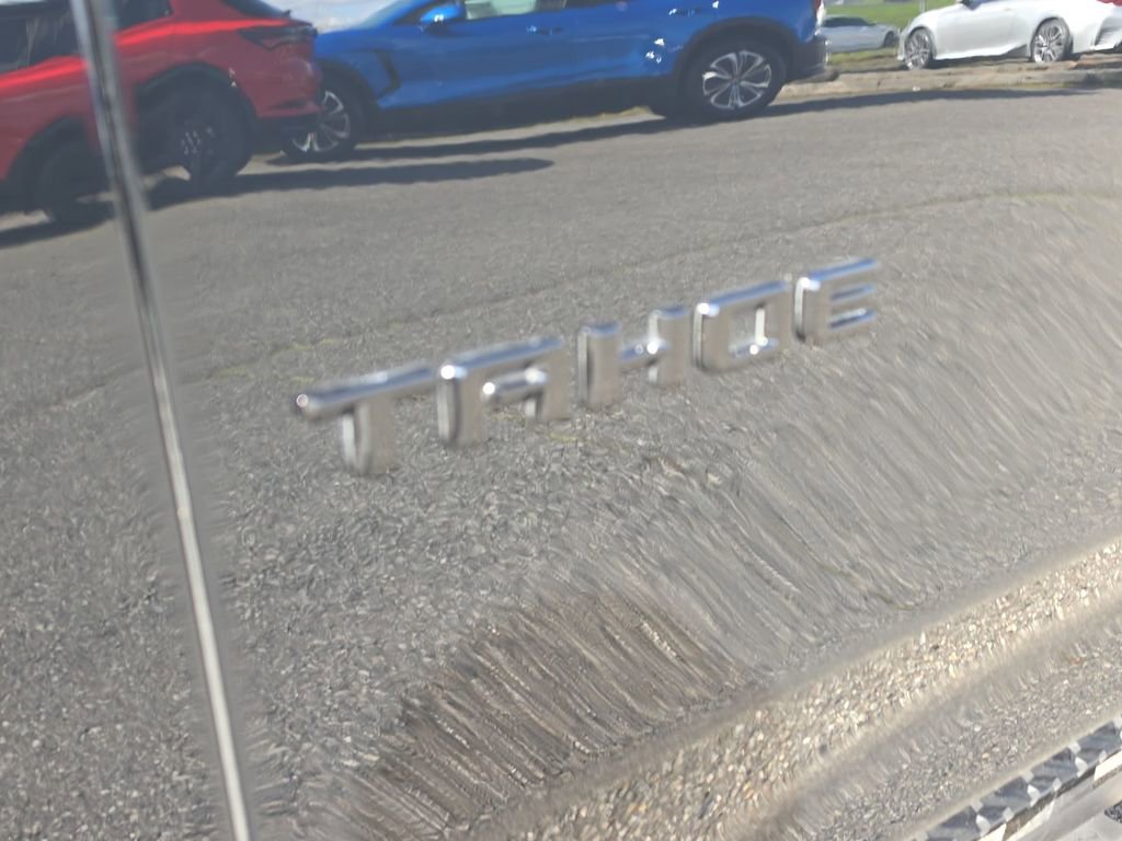 Certified 2024 Chevrolet Tahoe Z71 w/ Luxury Package image 37