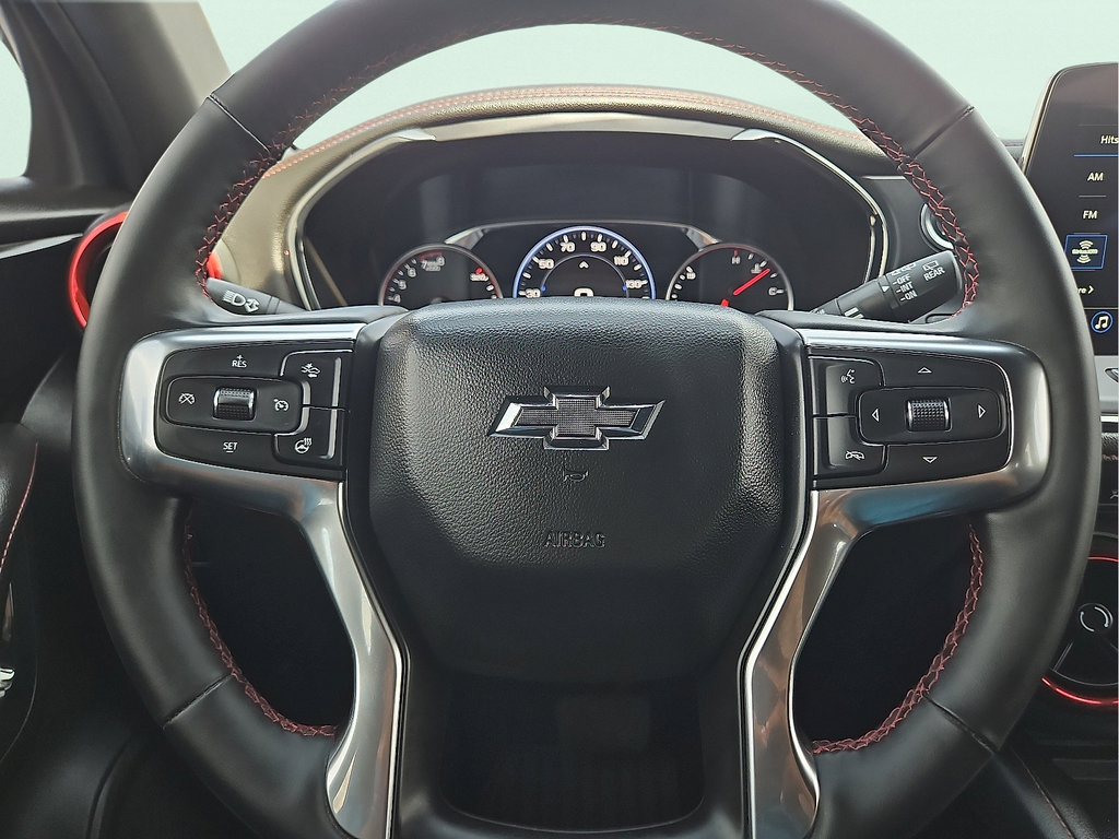Used 2025 Chevrolet Blazer RS FWD image 19