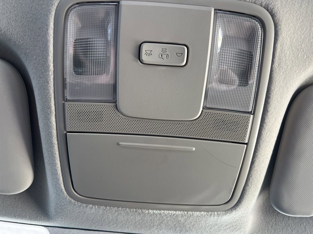 Used 2024 Kia Forte LXS image 31