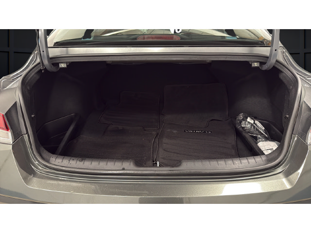 Used 2025 Hyundai Elantra Sport w/ Cargo Package FWD image 26