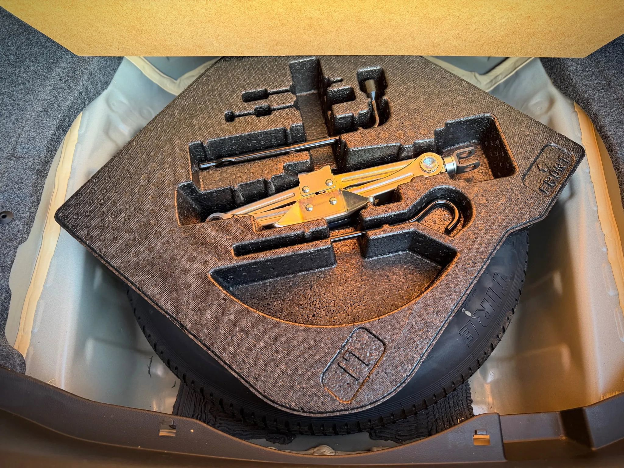 Used 2017 Honda Accord Touring image 12