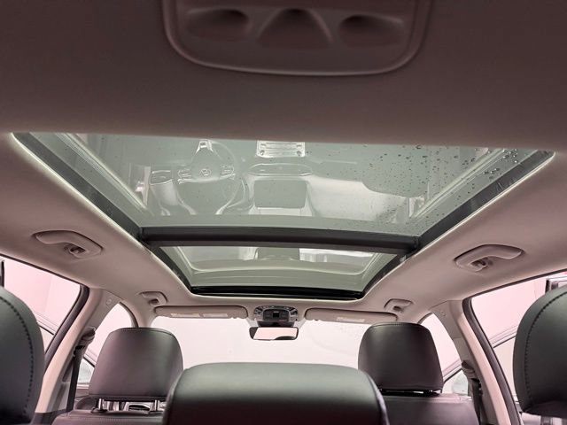 Used 2023 Hyundai Santa Fe SEL Premium image 24