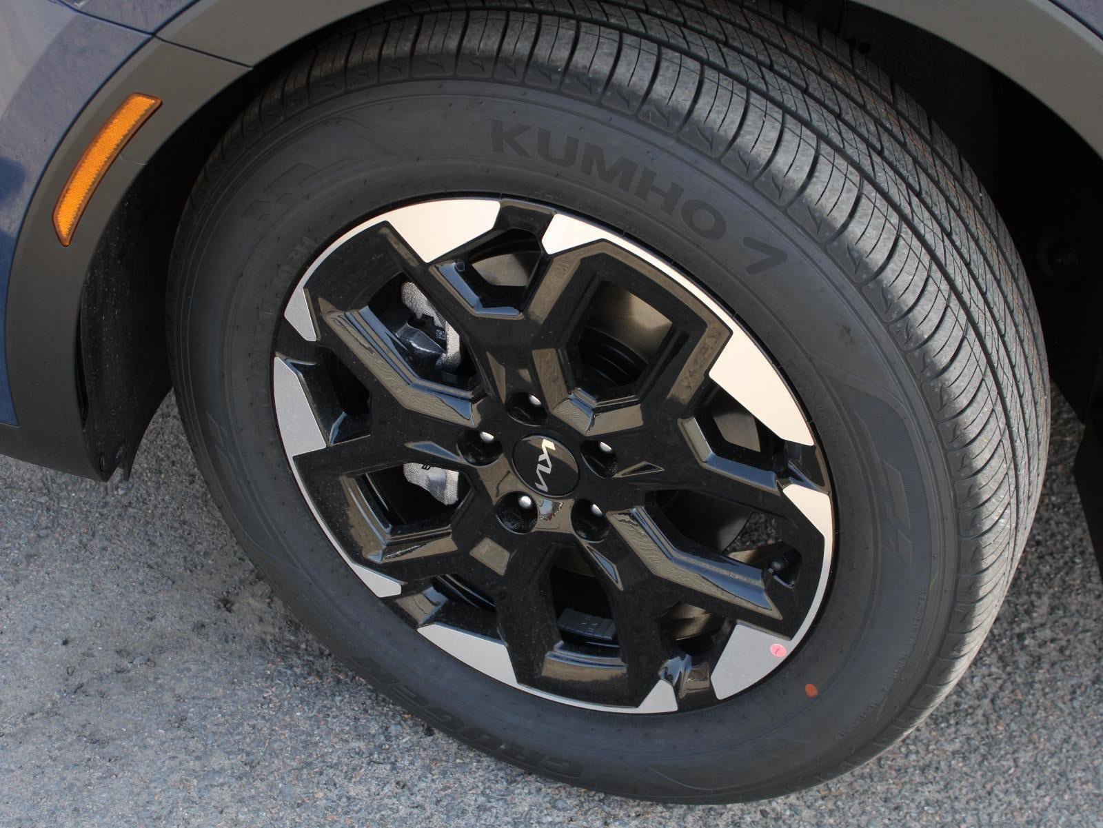 New 2026 Kia Sorento S image 8