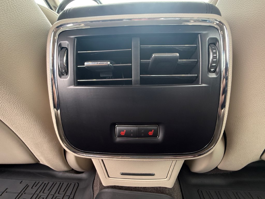 Used 2017 Lincoln Continental Select w/ Climate Package FWD image 23