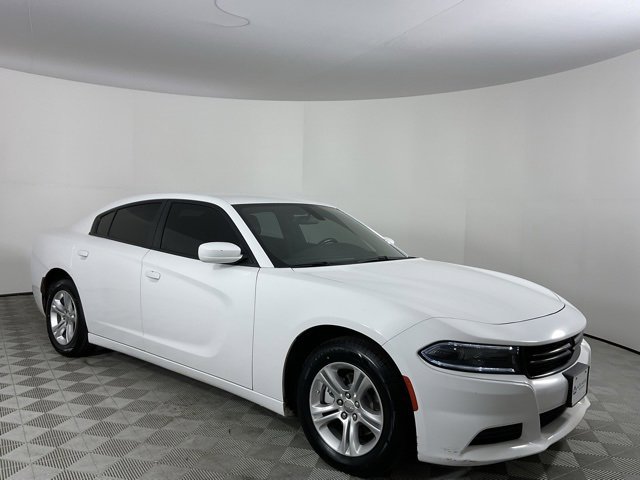 Used 2022 Dodge Charger SXT image 3