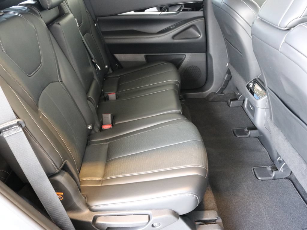 Certified 2025 INFINITI QX60 Pure AWD/4WD image 42