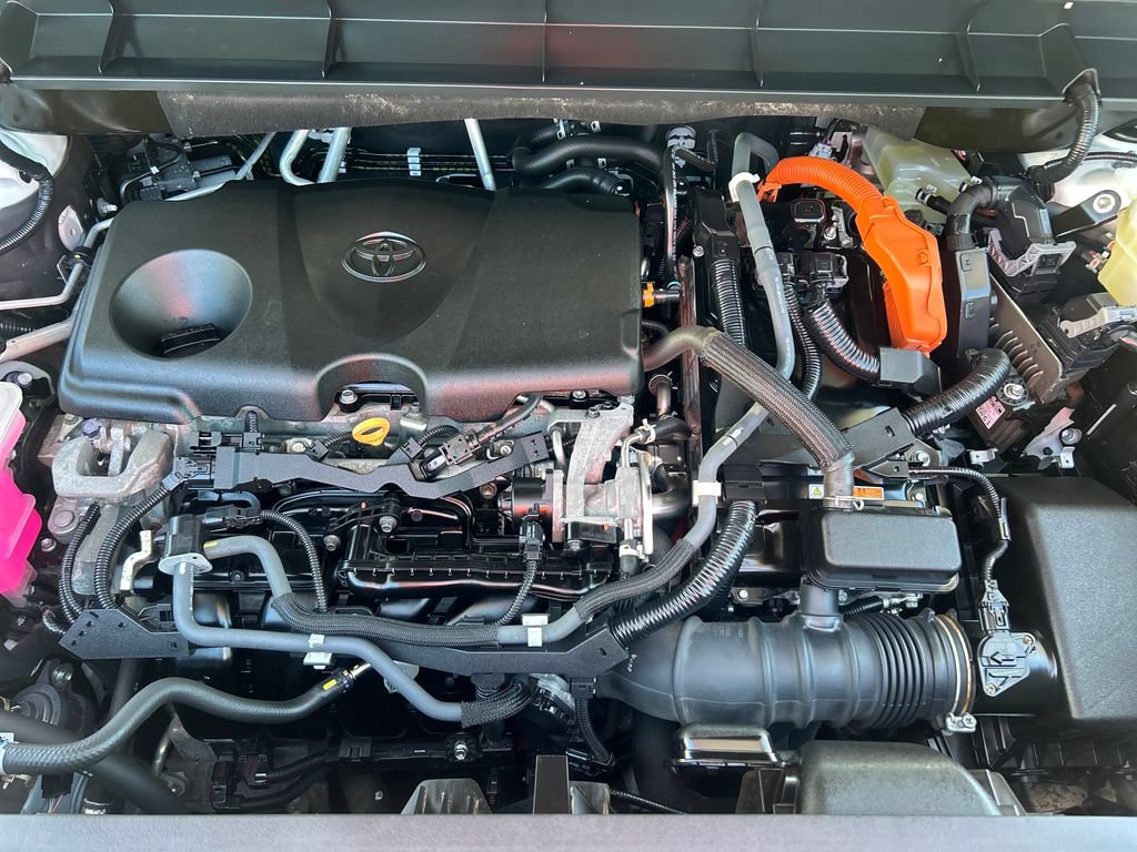 Certified 2021 Toyota Highlander Limited AWD/4WD image 23