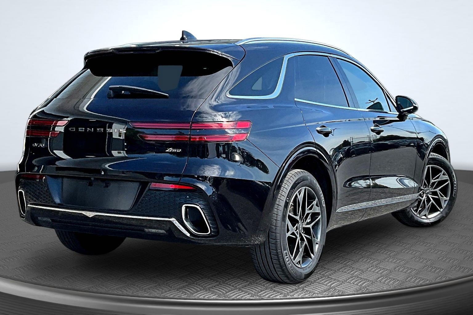 Used 2024 Genesis GV70 2.5T AWD/4WD image 5