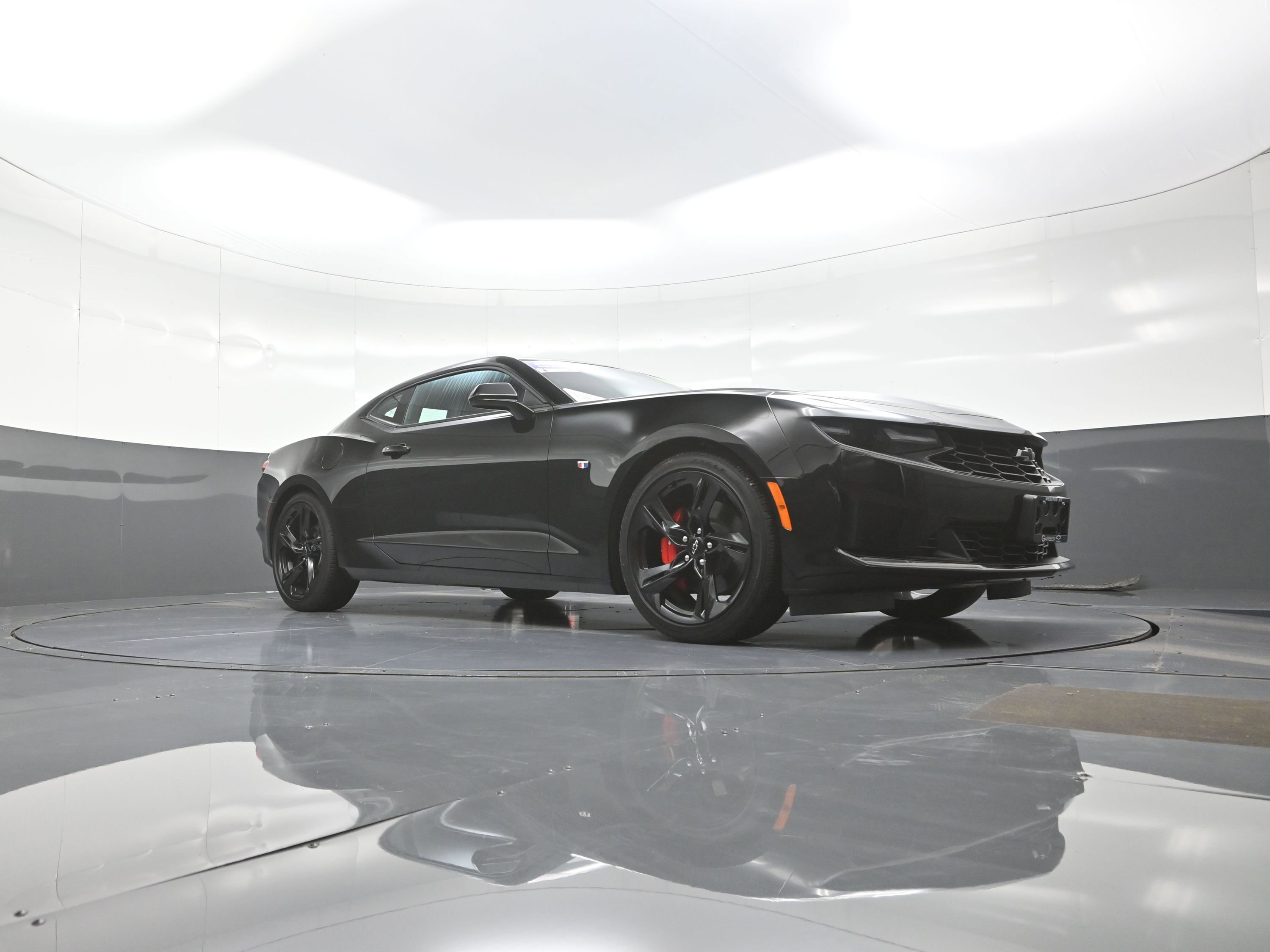 Used 2024 Chevrolet Camaro LT image 9