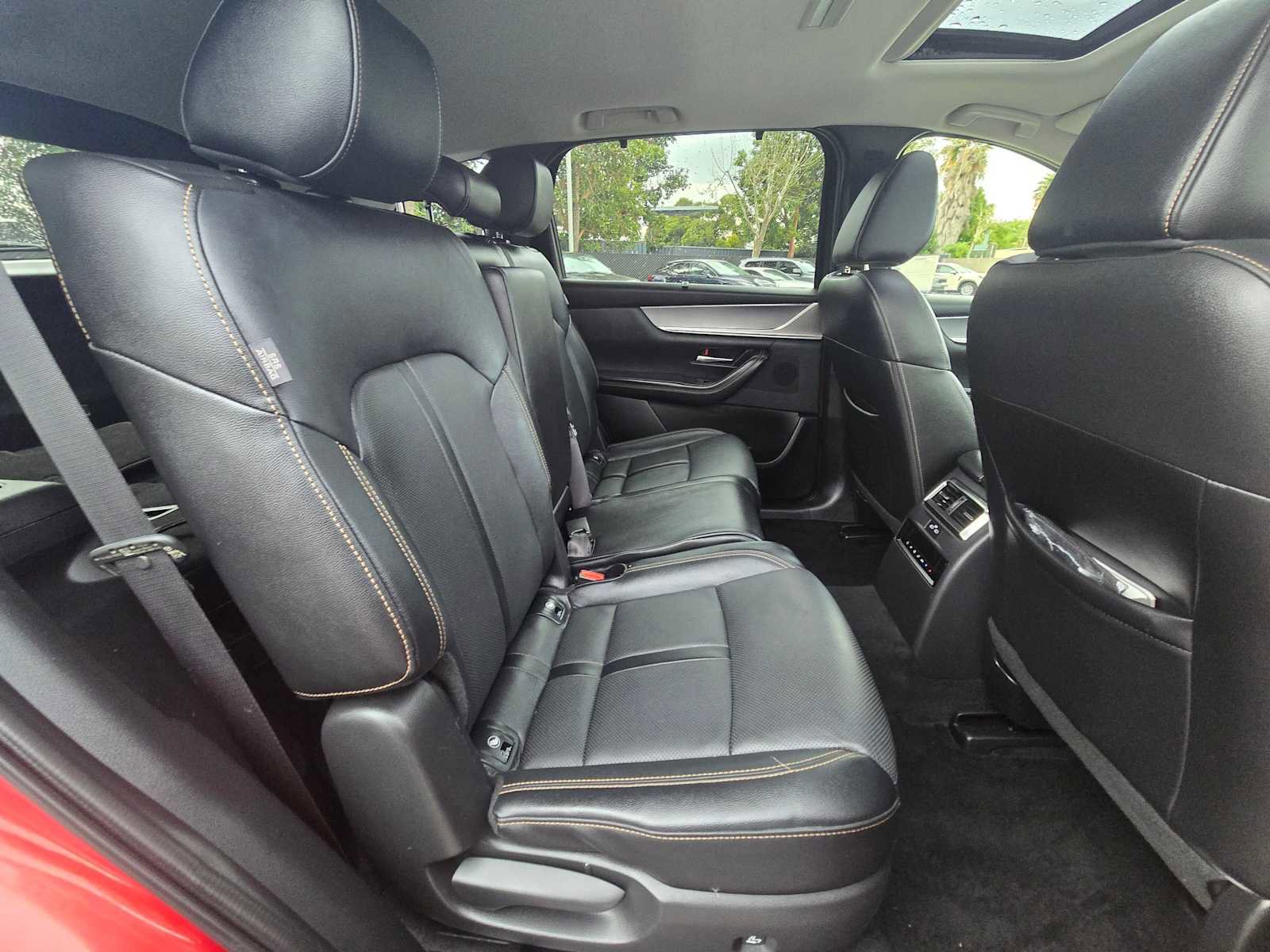 Used 2024 MAZDA CX-90 3.3 Turbo w/ Preferred Plus image 14