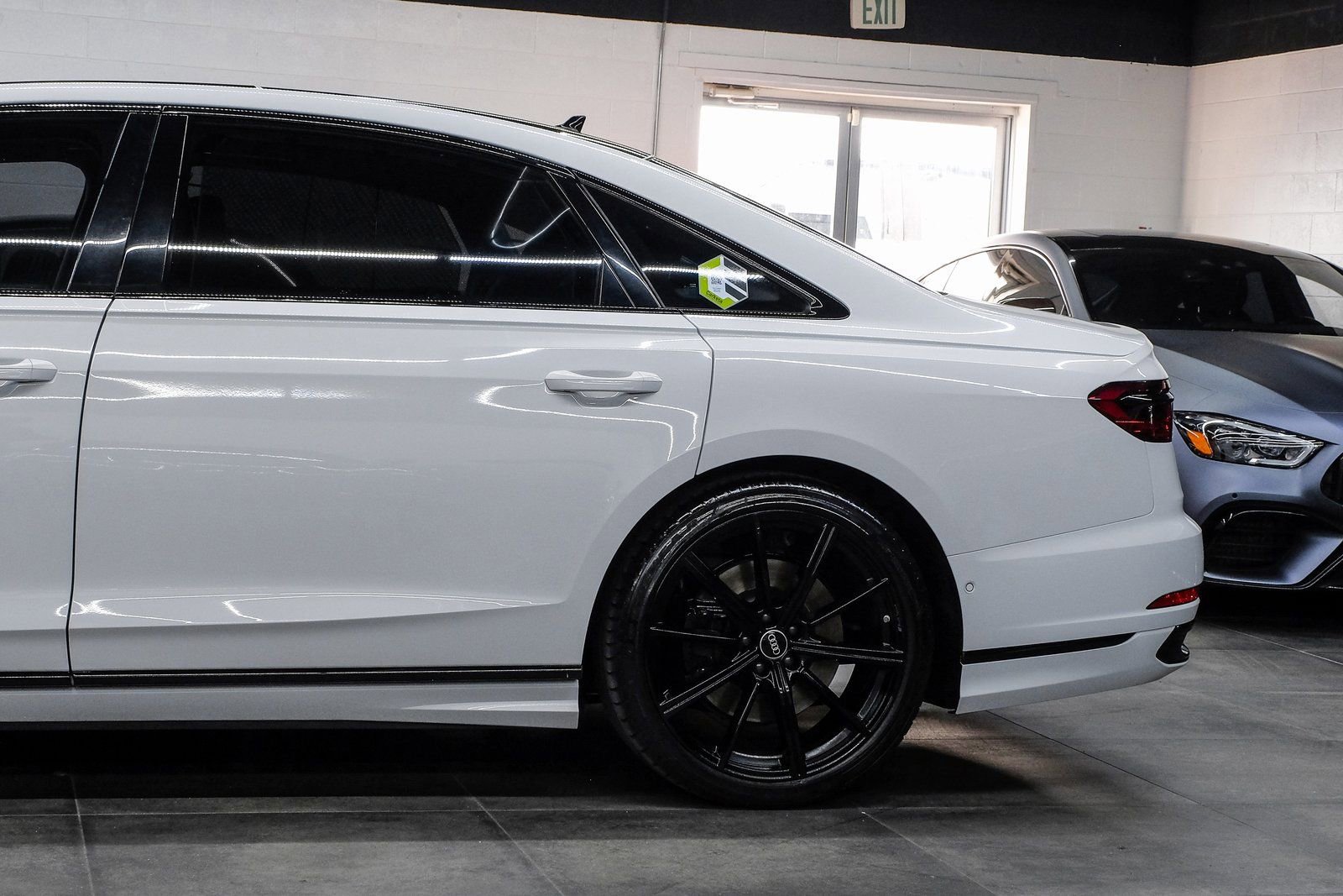 Used 2022 Audi A8 L 3.0T w/ Luxury Package image 21