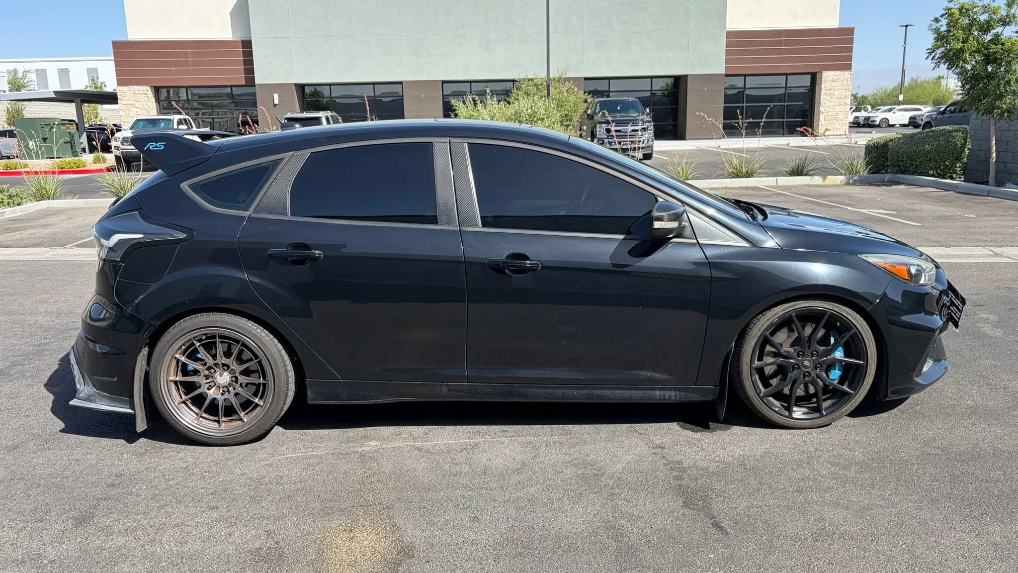 Used 2017 Ford Focus RS AWD/4WD image 6