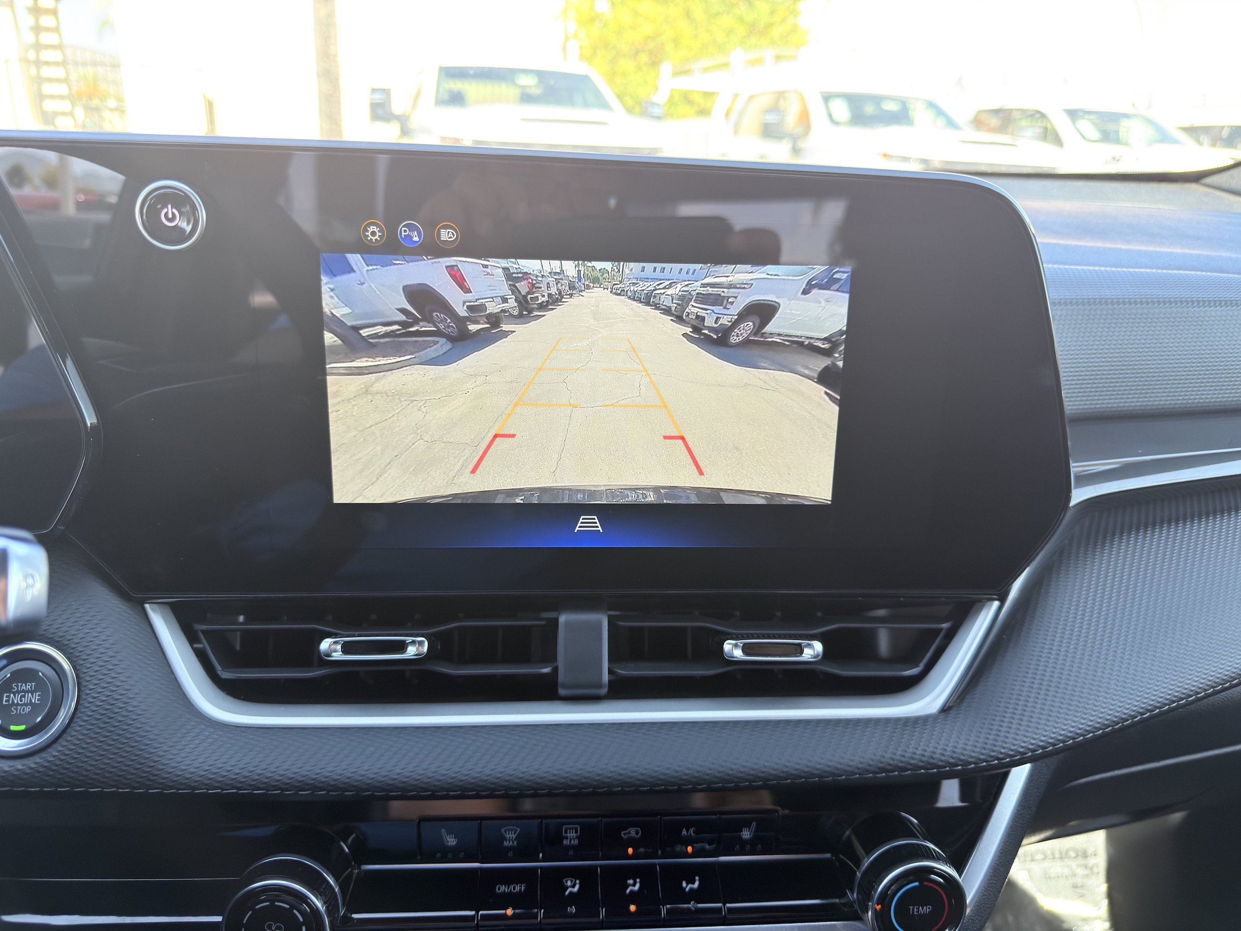 Used 2026 Chevrolet Equinox LT FWD image 34