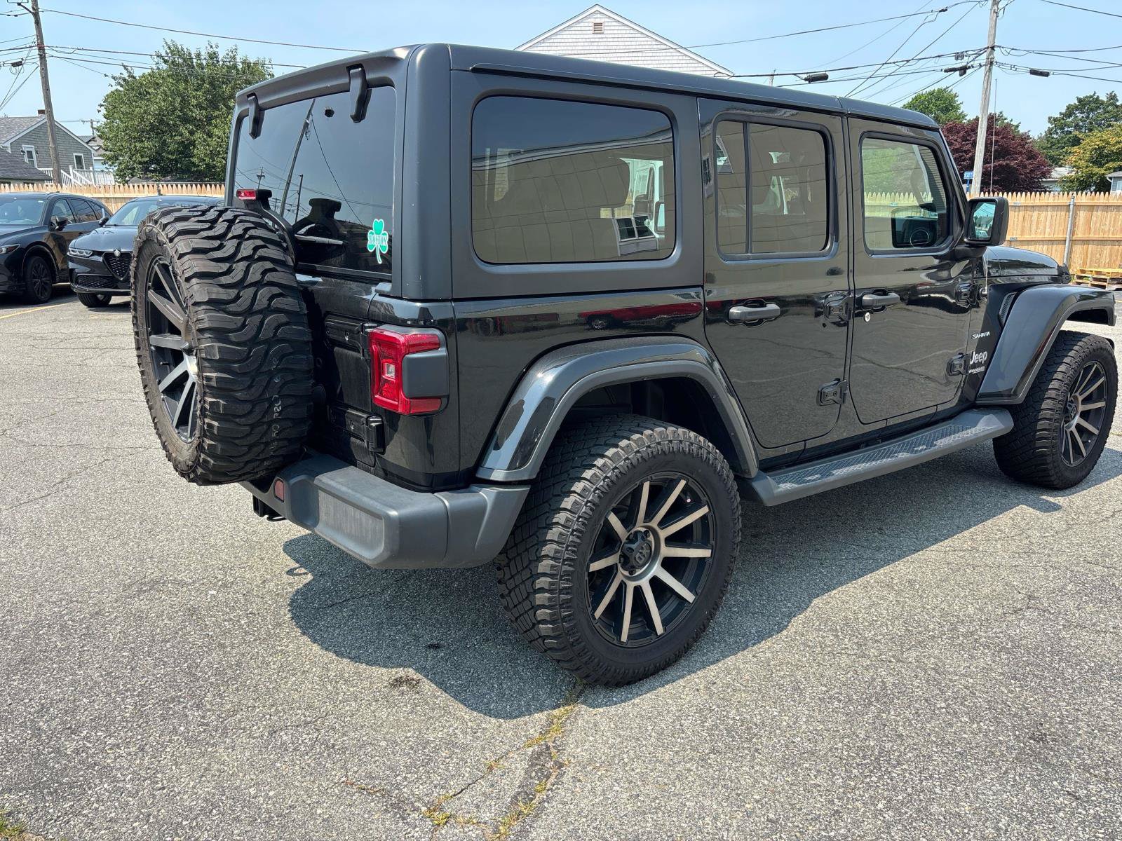 Certified 2018 Jeep Wrangler Unlimited Sahara w/ Dual Top Group AWD/4WD image 3