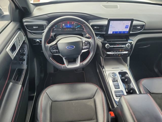 Used 2023 Ford Explorer ST-Line w/ Class IV Trailer Tow Package image 12